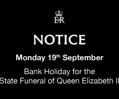 Notice_BankHoliday_Queen